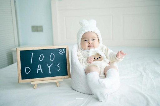 成都宝宝多大开始攒肚子